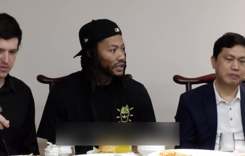 满满回忆！丁彦雨航与罗斯忆往昔 曾与乔治&巴特勒同场竞技