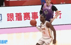 动作有点大！孟子凯对迪亚洛犯规 裁判回看后没升级&山西挑战失败
