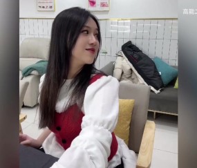 大明星！Suki户外做美甲 粉丝不停的往店里点外卖！