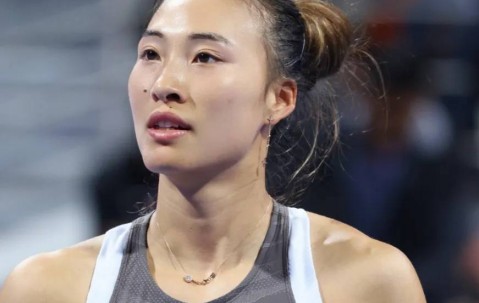 0-2！0-2！WTA连爆冷门，冠亚军出局，郑钦文夺冠吧