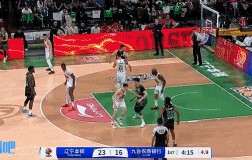 😏一个眼神就懂了！赵继伟边线发球直接助攻张镇麟空接得分
