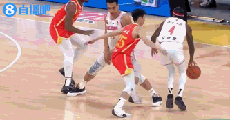血亏！萨姆纳上篮得手想要2+1 但抱怨吃到技犯变成2-1